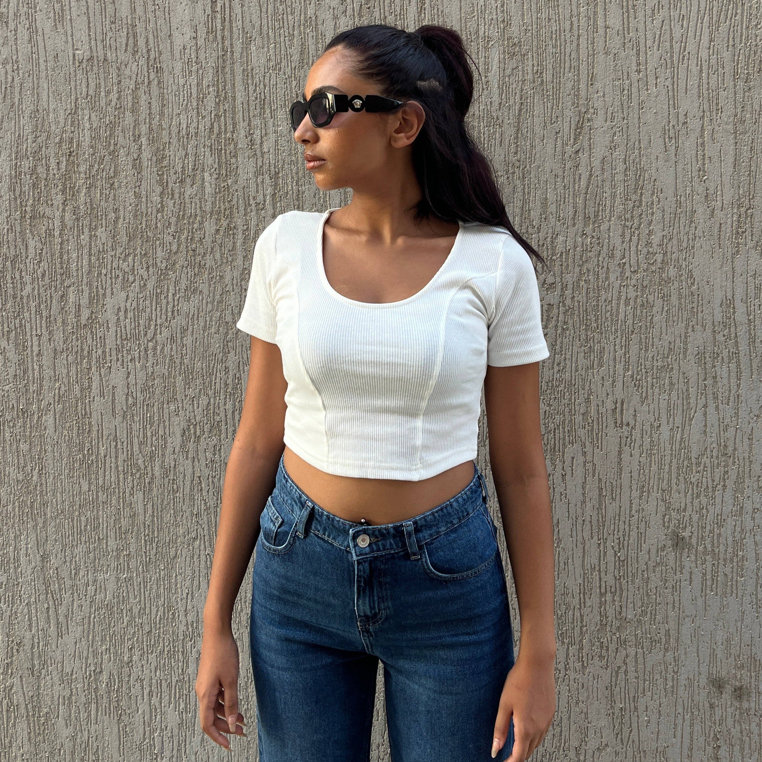 Basic Crop Top U-shape White