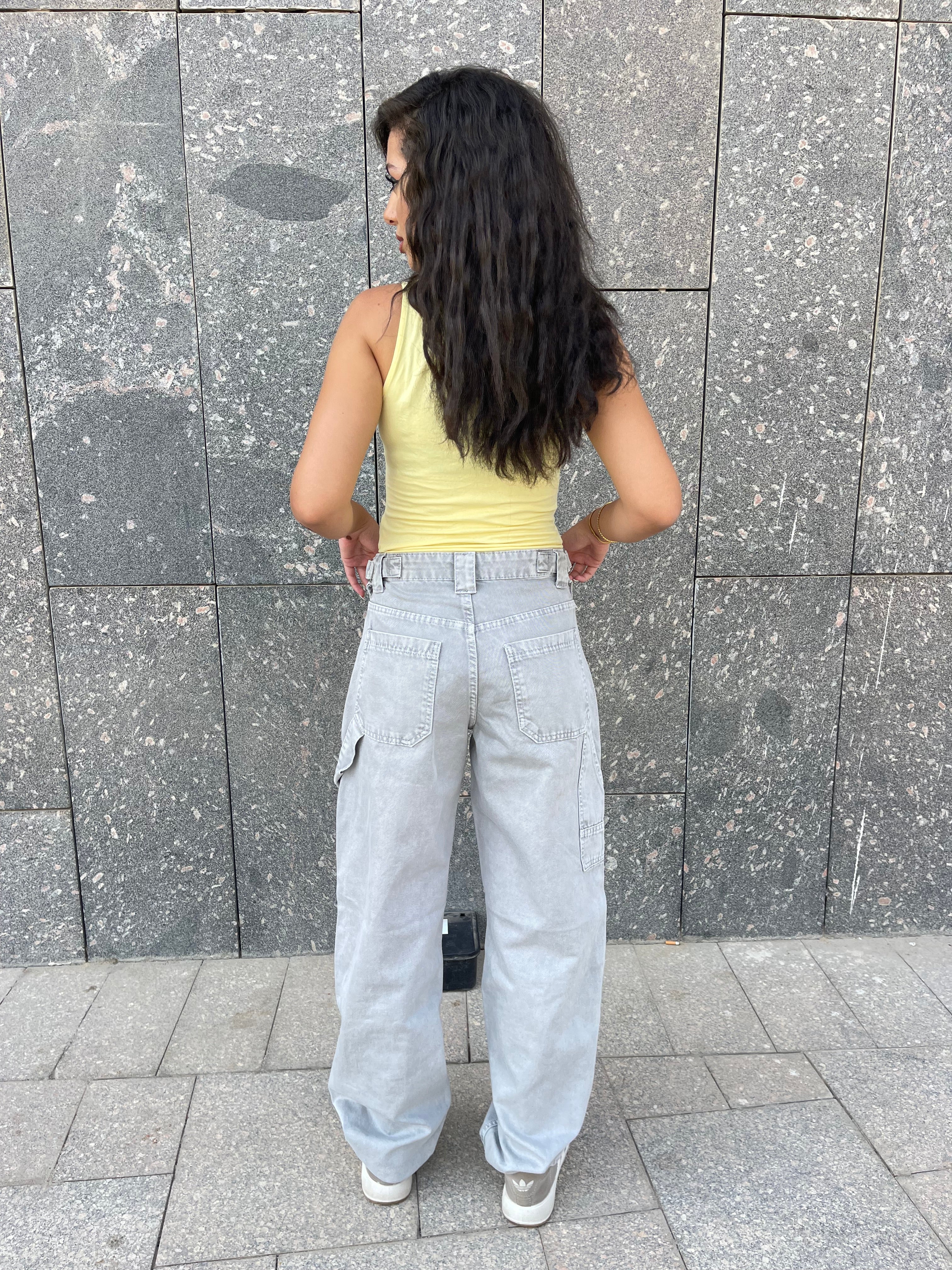 High-Waist Grey Skater Jeans