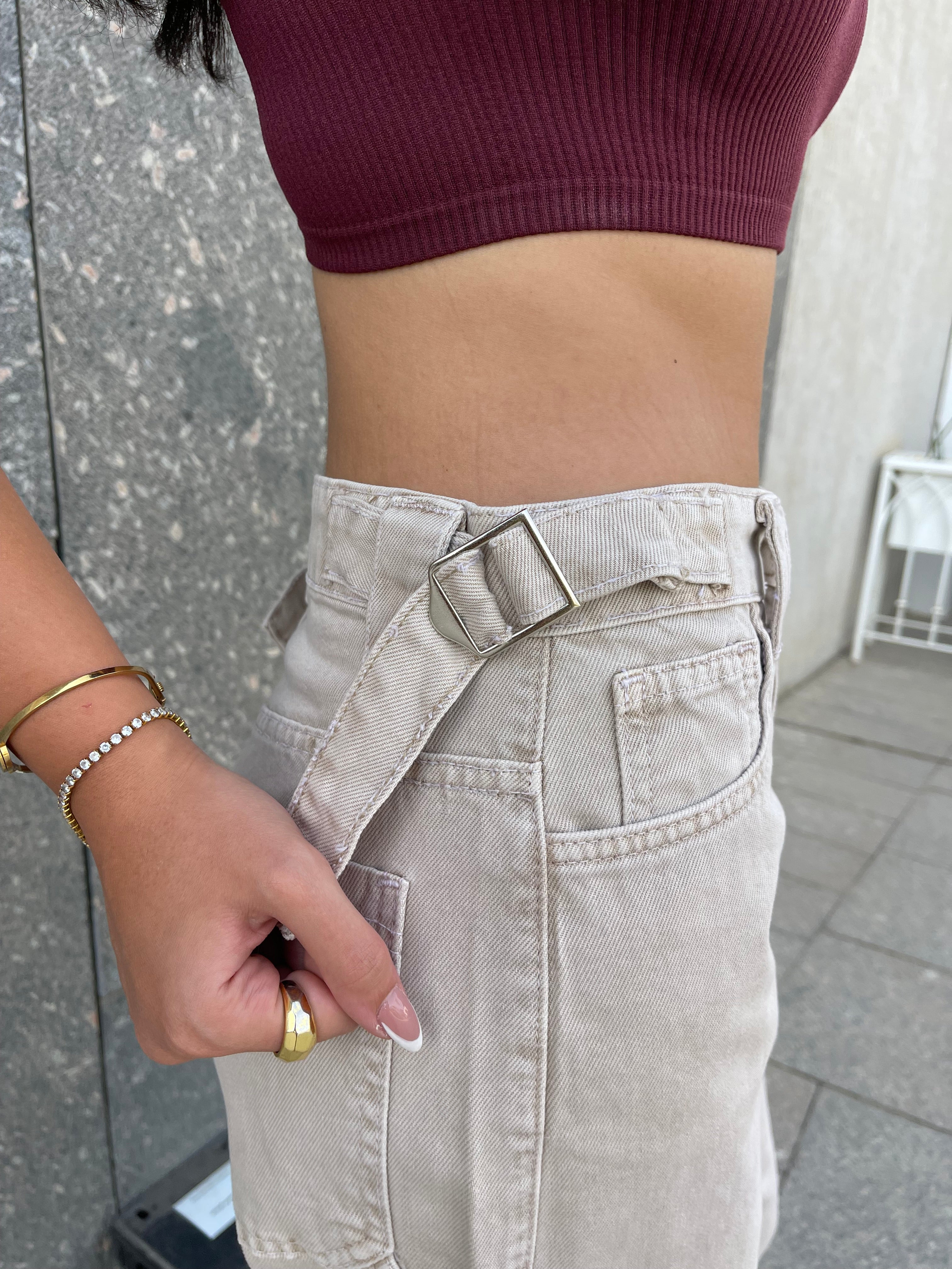 High-Waist Beige Skater Jeans