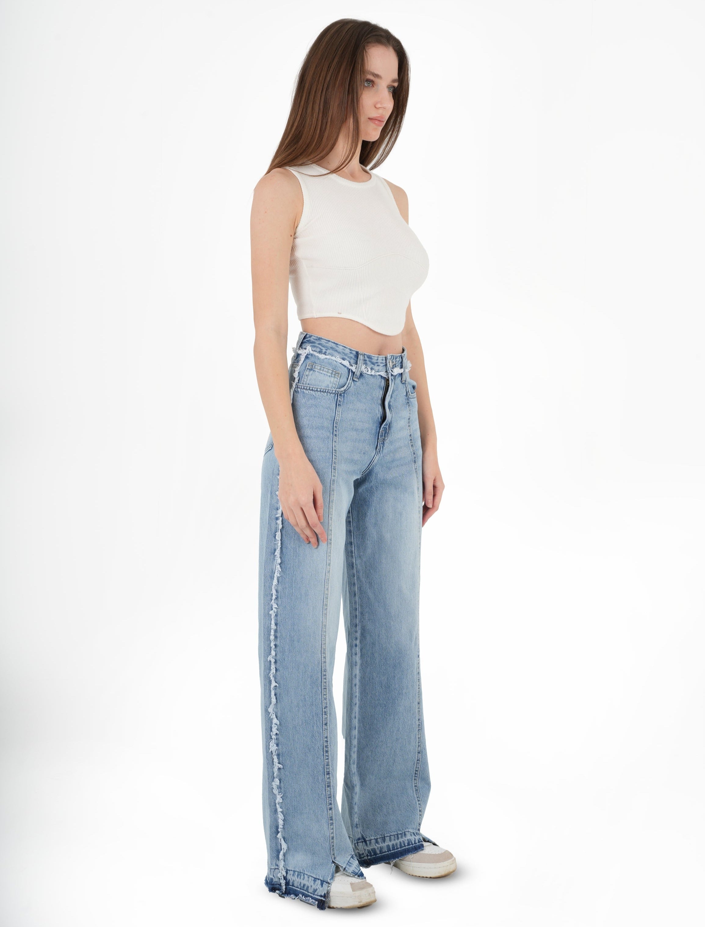 High-Waist Medium Wash Wide Leg Jeans - Lioroucci