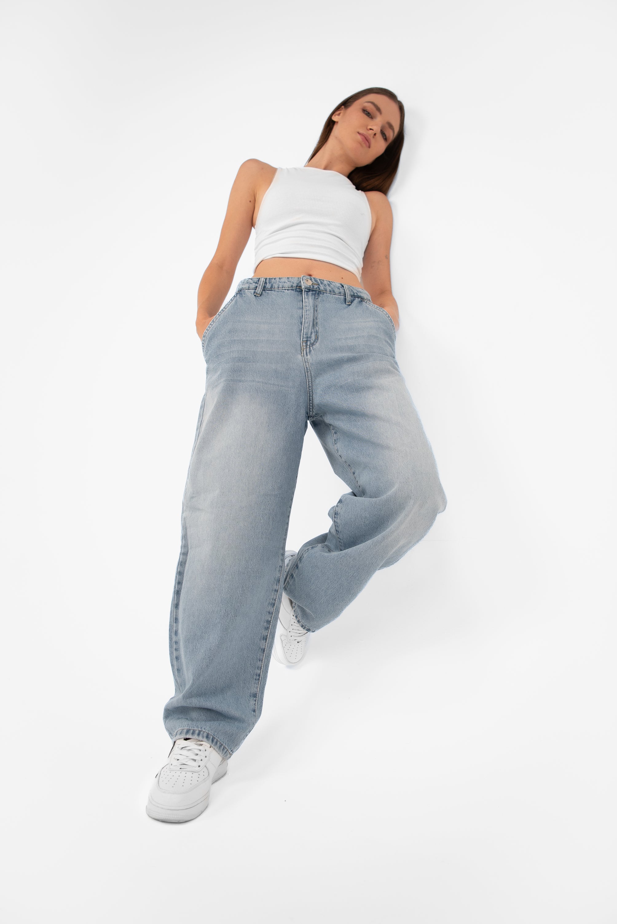 High-Waist Light Wash Balloon Jeans - Lioroucci