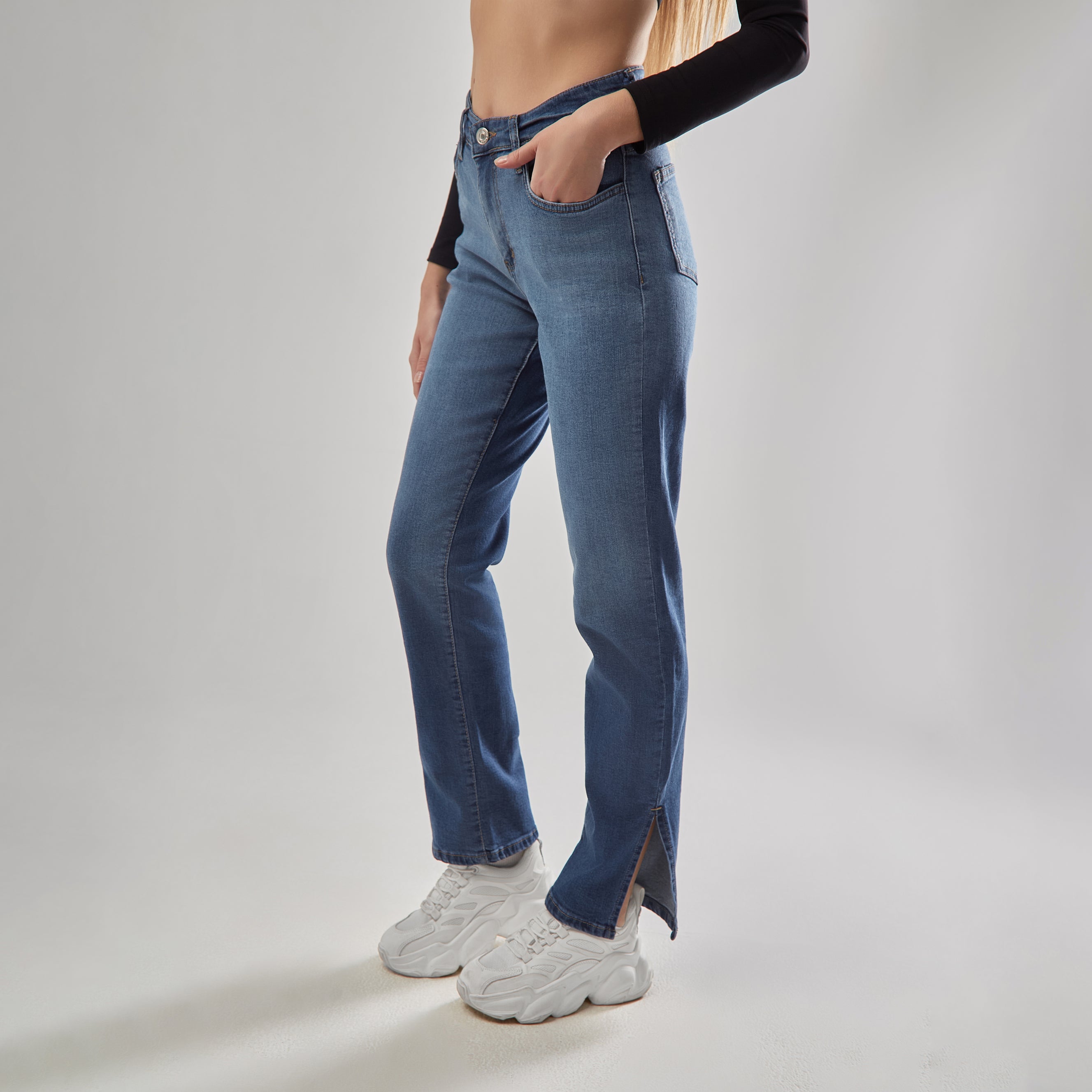 High-Waist Dark Blue Split Side Straight Leg Jeans - Lioroucci